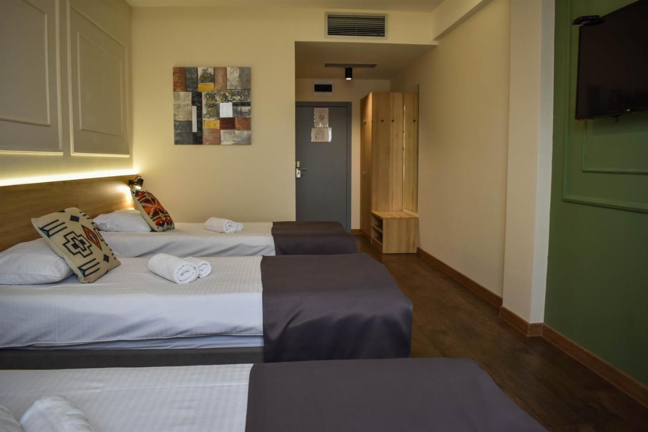 Hotel Dijana Pirot Exterior photo