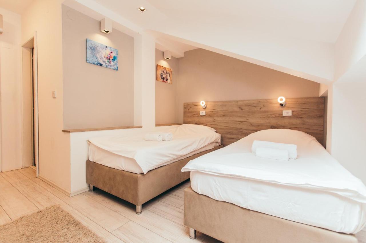 Hotel Dijana Pirot Exterior photo