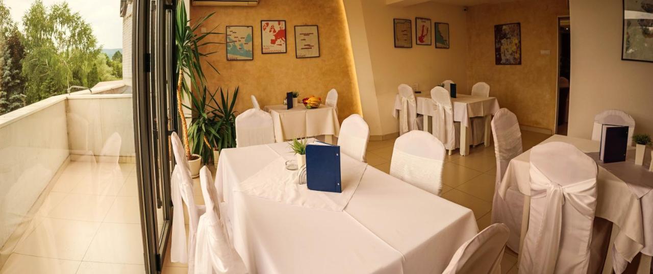 Hotel Dijana Pirot Exterior photo